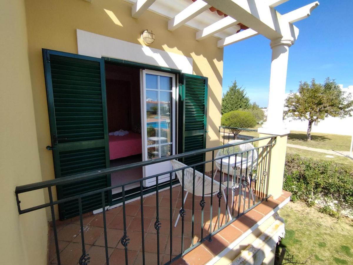1D Areias De Porches, Pool & A/C - Casas & Papeis Apartment Armacao de Pera Exterior photo